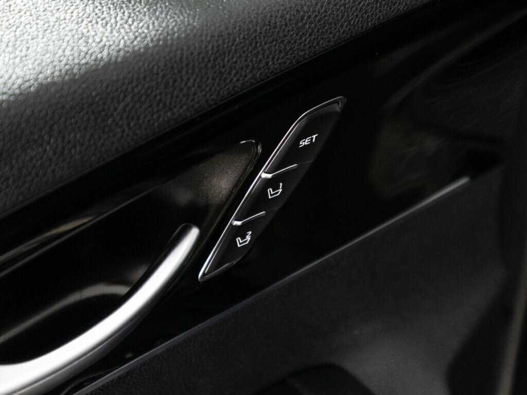 Kia Sorento 2018 года с пробегом. Фото: #23