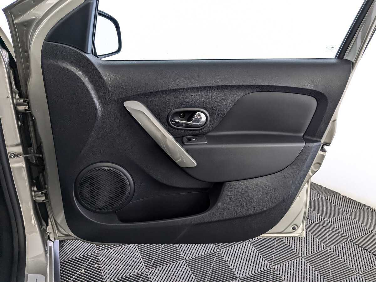 Renault Sandero 2021 года с пробегом. Фото: #20