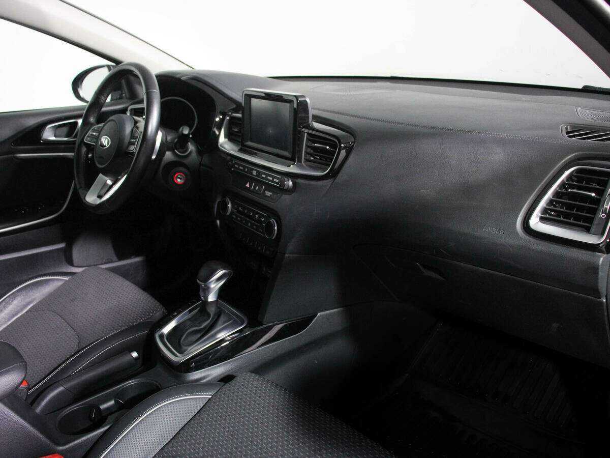 Kia Ceed 2018 года с пробегом. Фото: #6