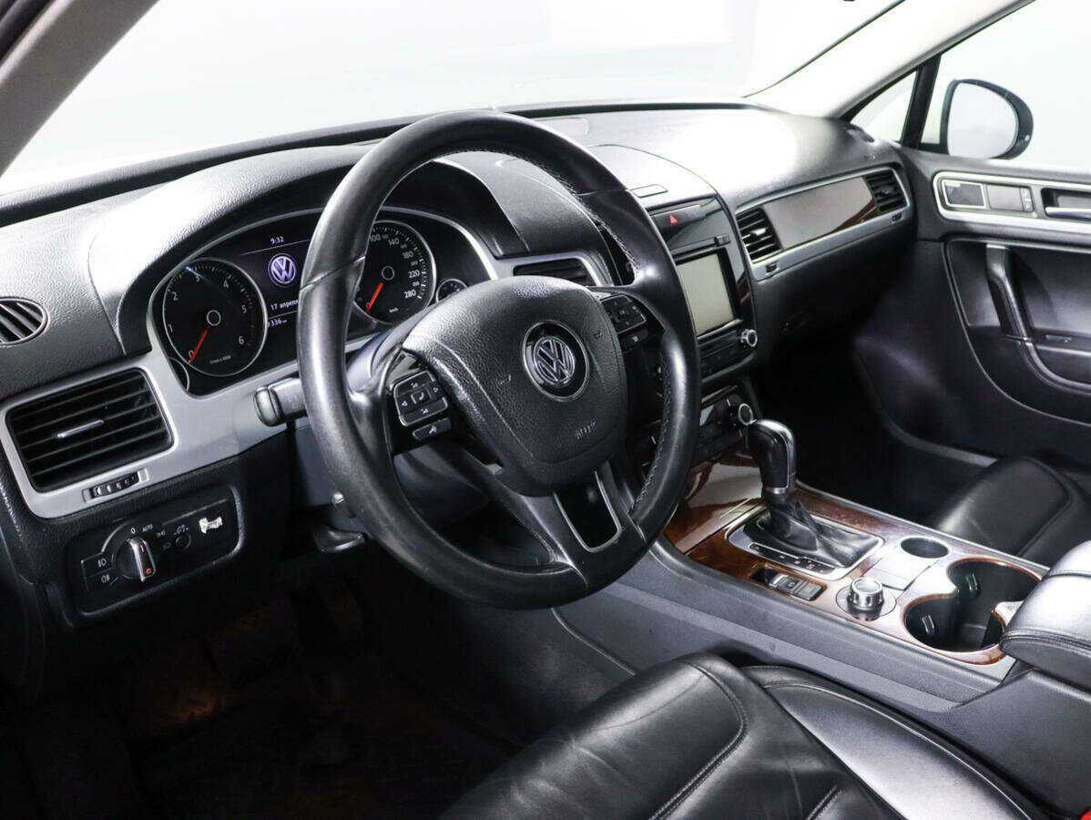 Volkswagen Touareg 2012 года с пробегом. Фото: #8