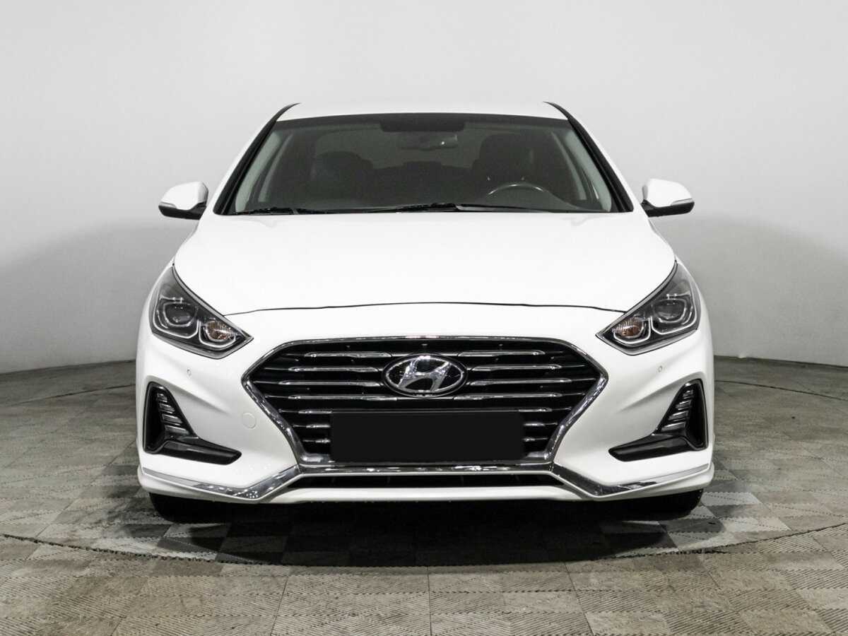 Hyundai Sonata 2018 года с пробегом. Фото: #1