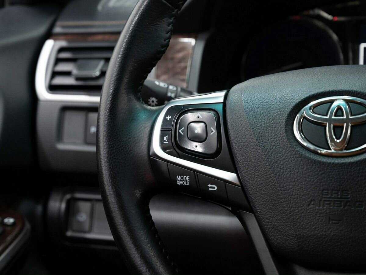 Toyota Camry 2017 года с пробегом. Фото: #12