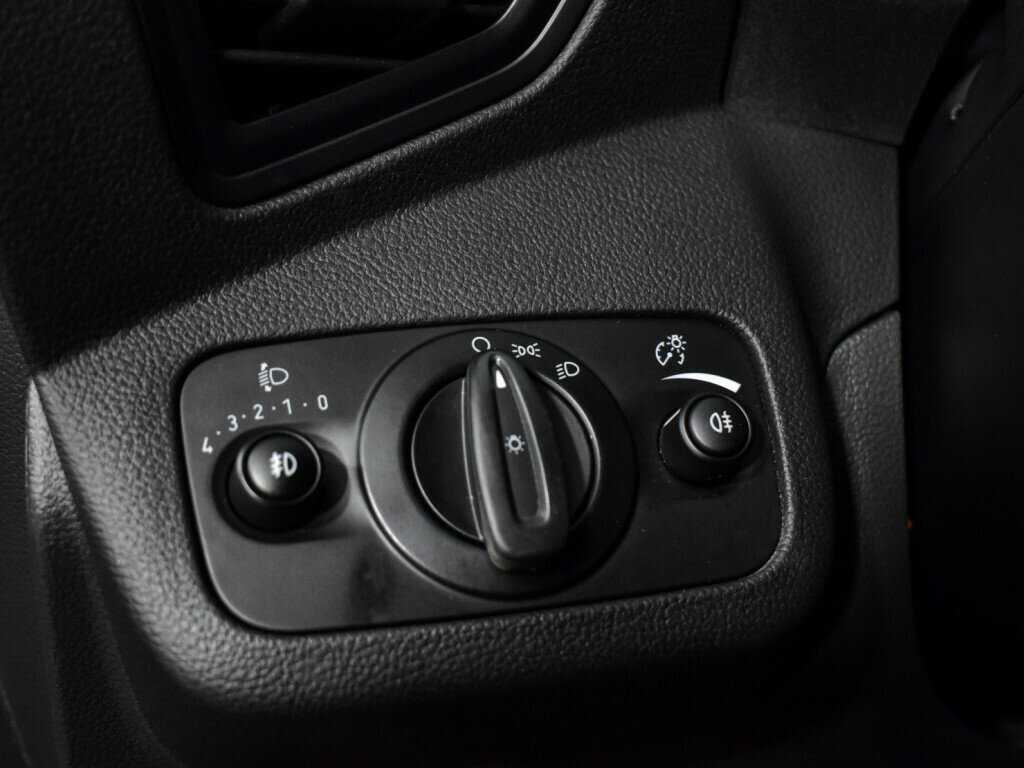 Ford Kuga 2015 года с пробегом. Фото: #9