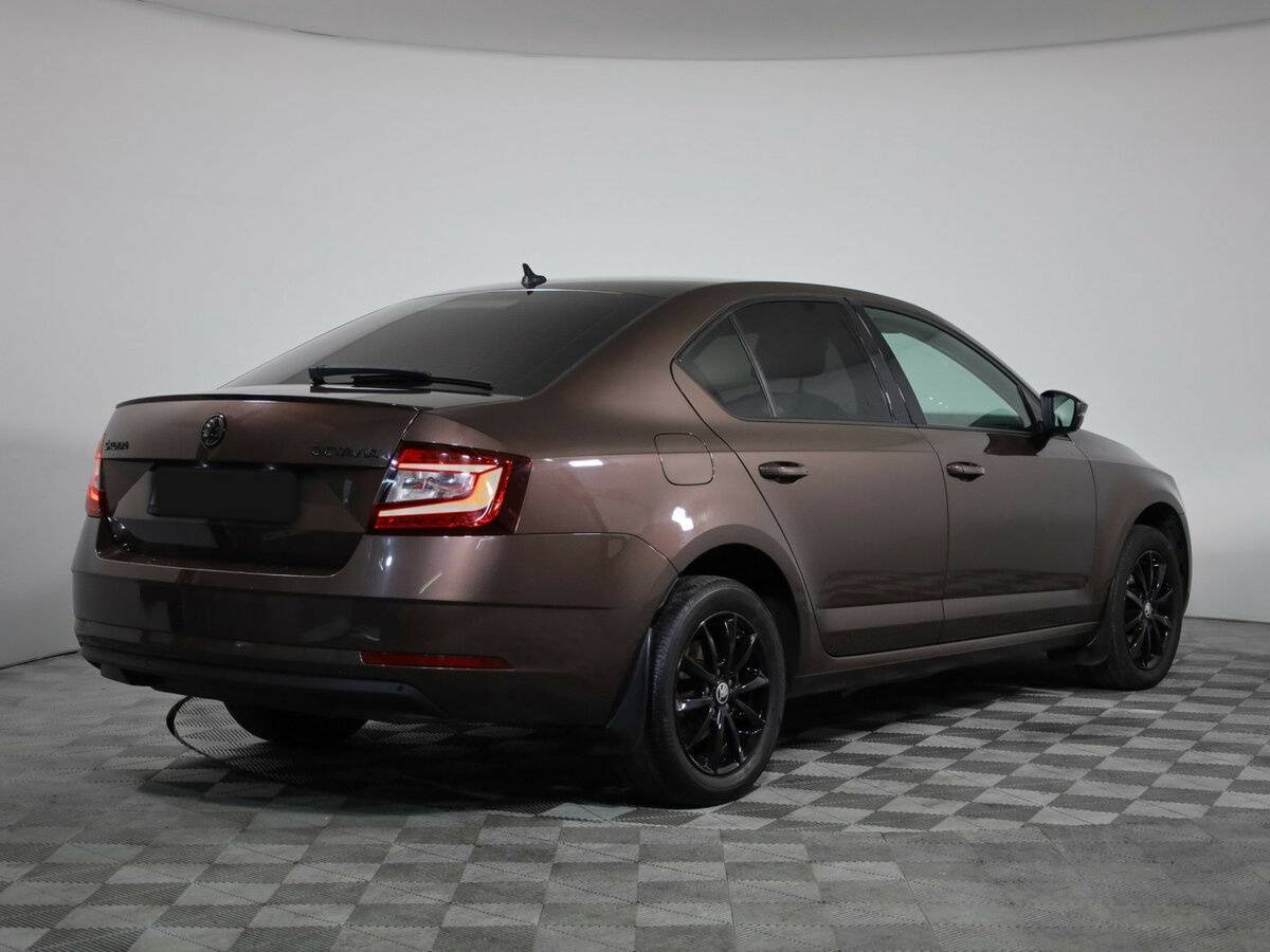 Skoda Octavia 2017 года с пробегом. Фото: #3