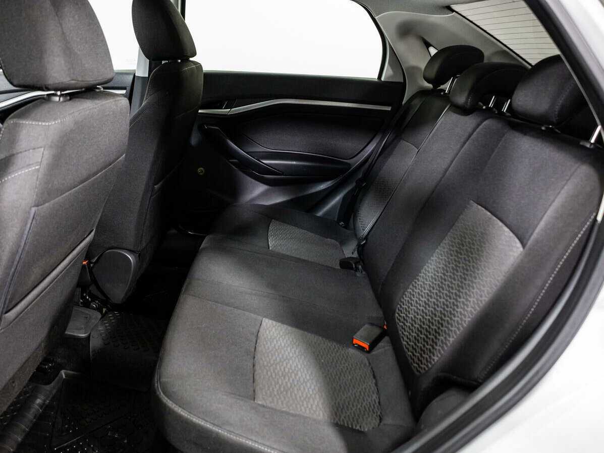 Lada (ВАЗ) Vesta 2017 года с пробегом. Фото: #9