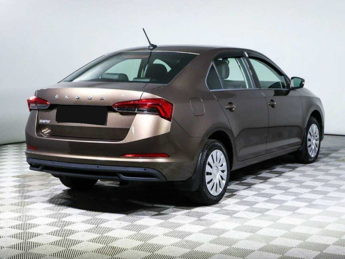 Skoda Rapid 2021 года с пробегом. Фото: #3