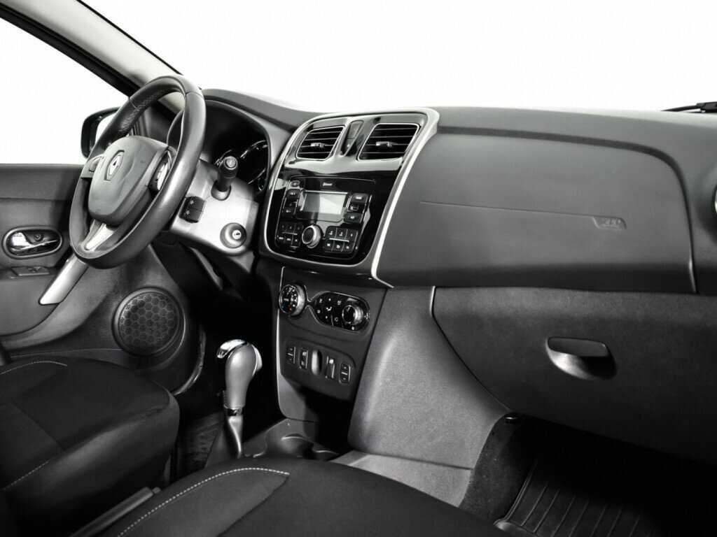 Renault Sandero 2017 года с пробегом. Фото: #8