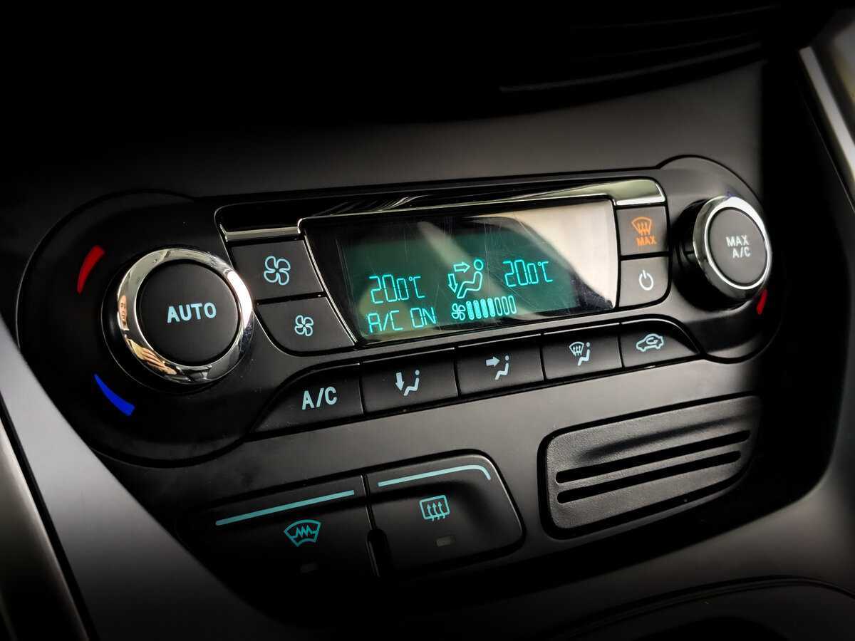 Ford Kuga 2016 года с пробегом. Фото: #20