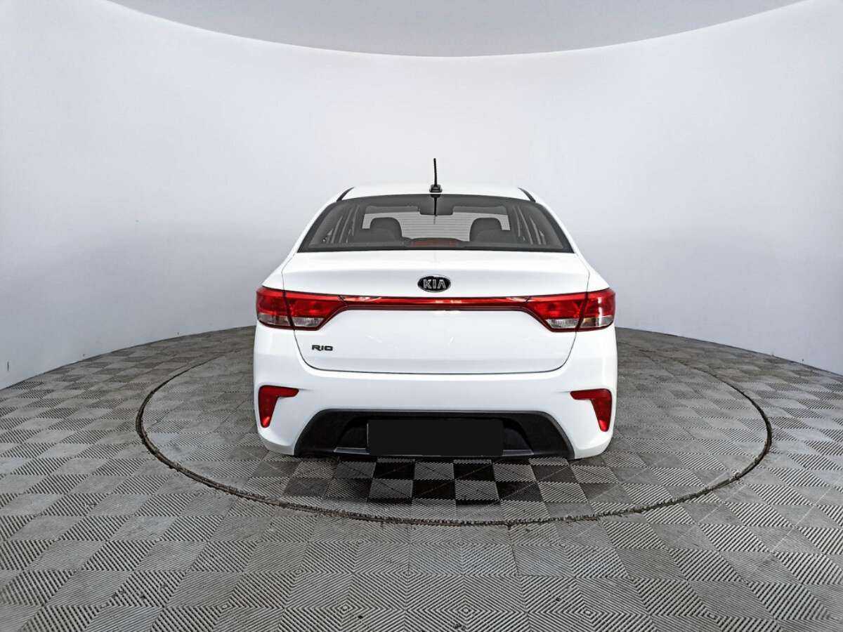 Kia Rio 2018 года с пробегом. Фото: #5