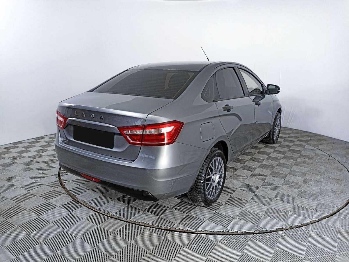 Lada (ВАЗ) Vesta 2018 года с пробегом. Фото: #4