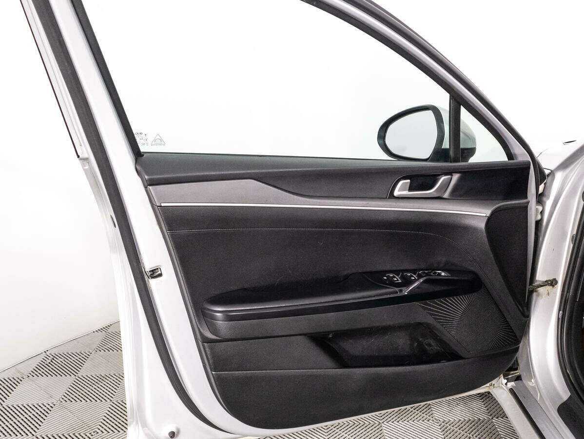 Kia K5 2020 года с пробегом. Фото: #22