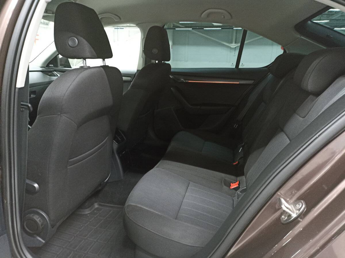 Skoda Octavia 2018 года с пробегом. Фото: #11