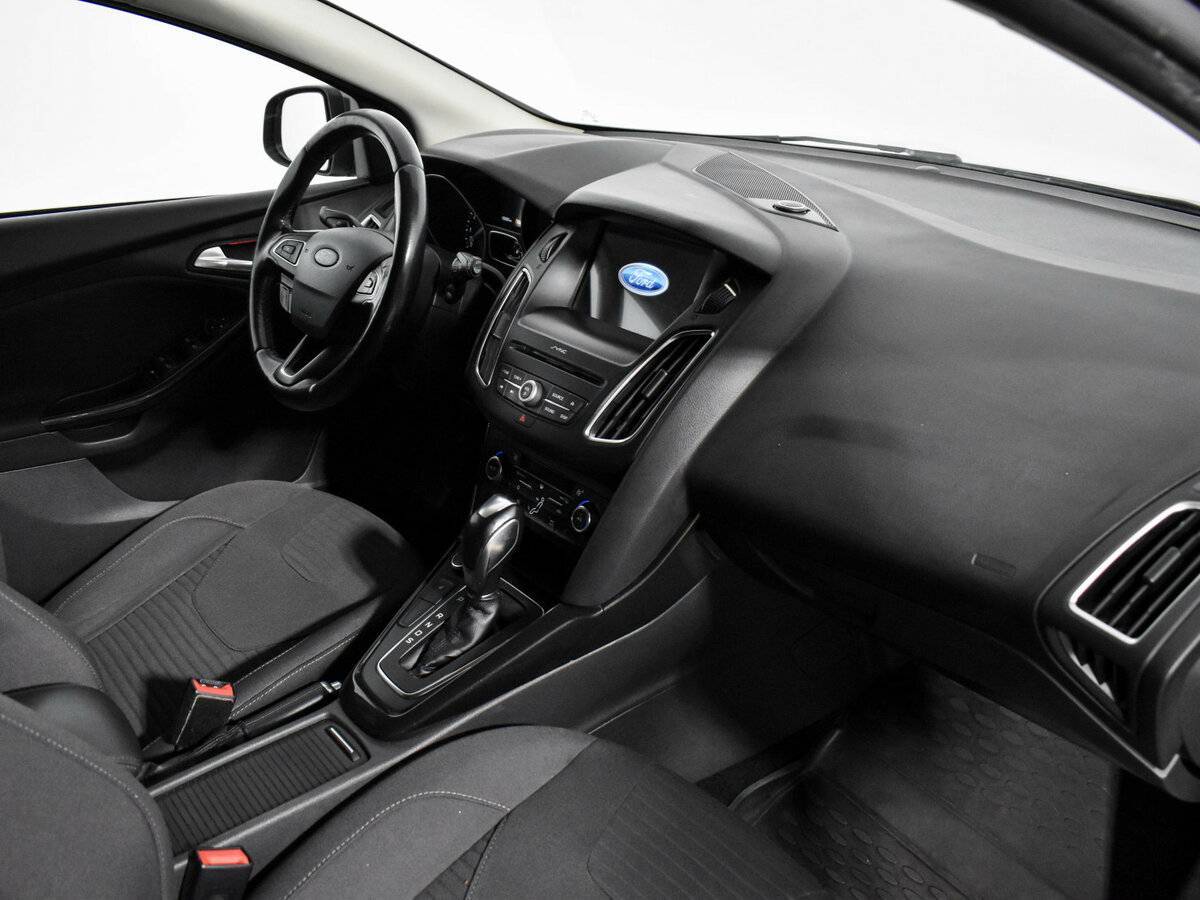 Ford Focus 2017 года с пробегом. Фото: #13