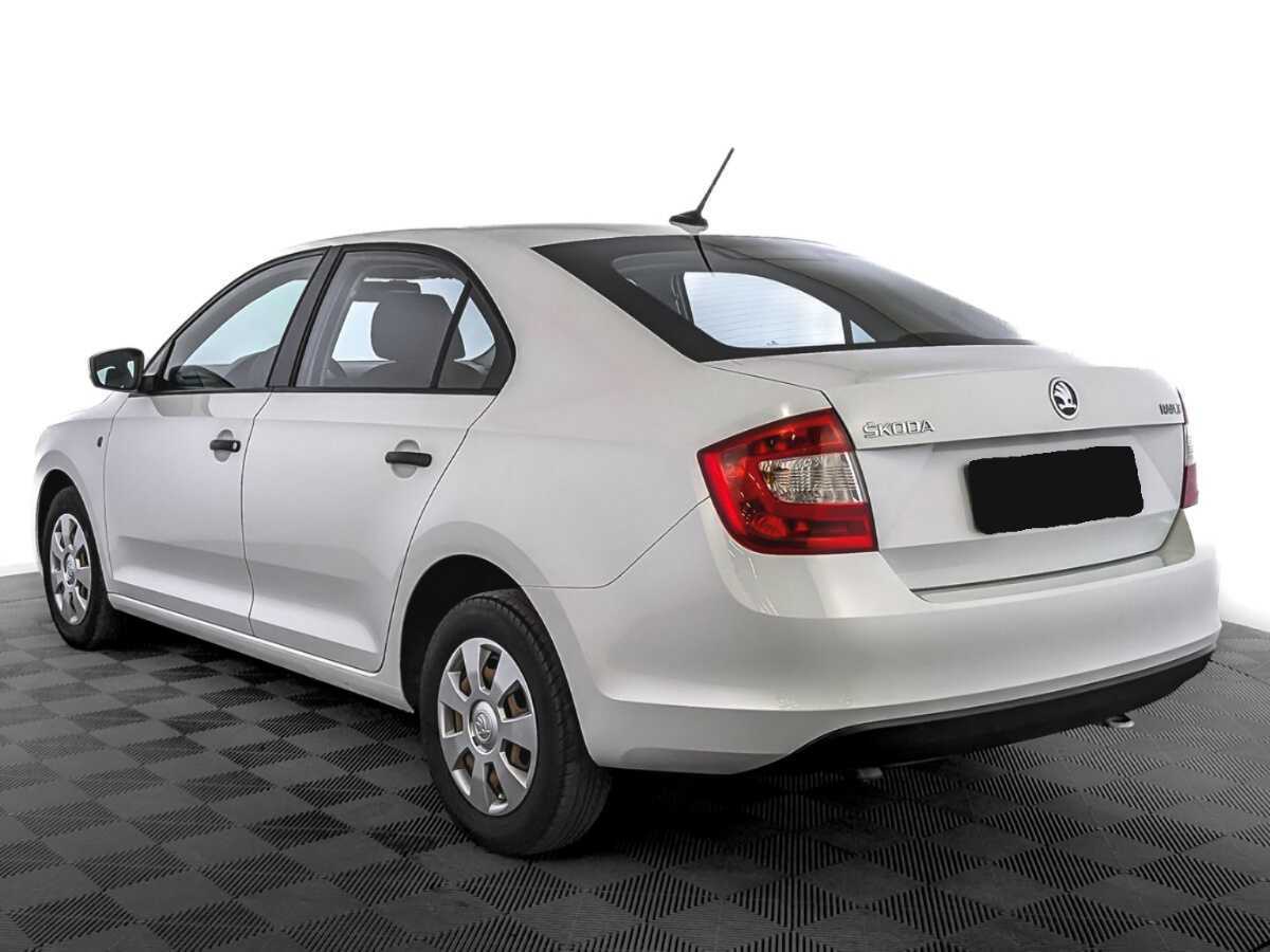 Skoda Rapid 2017 года с пробегом. Фото: #6