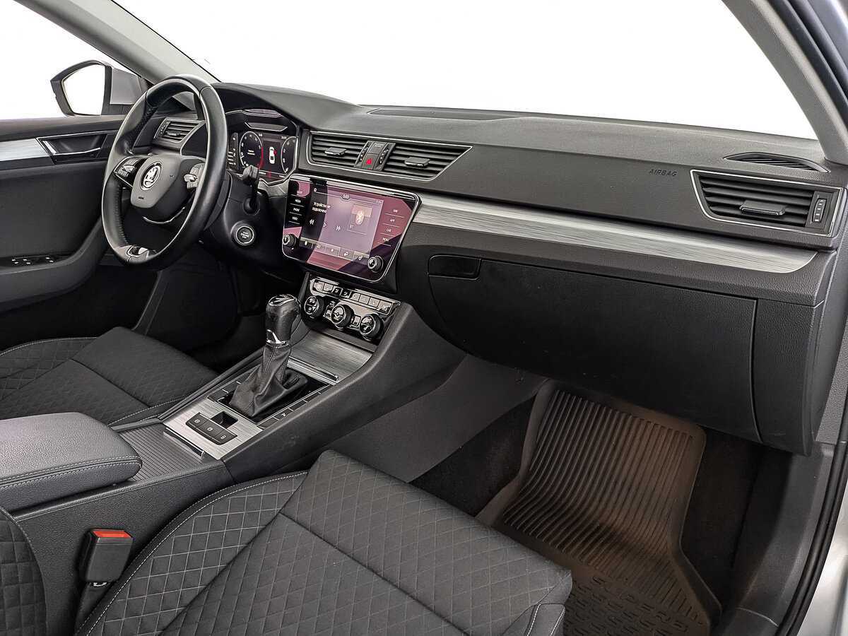 Skoda Superb 2021 года с пробегом. Фото: #11