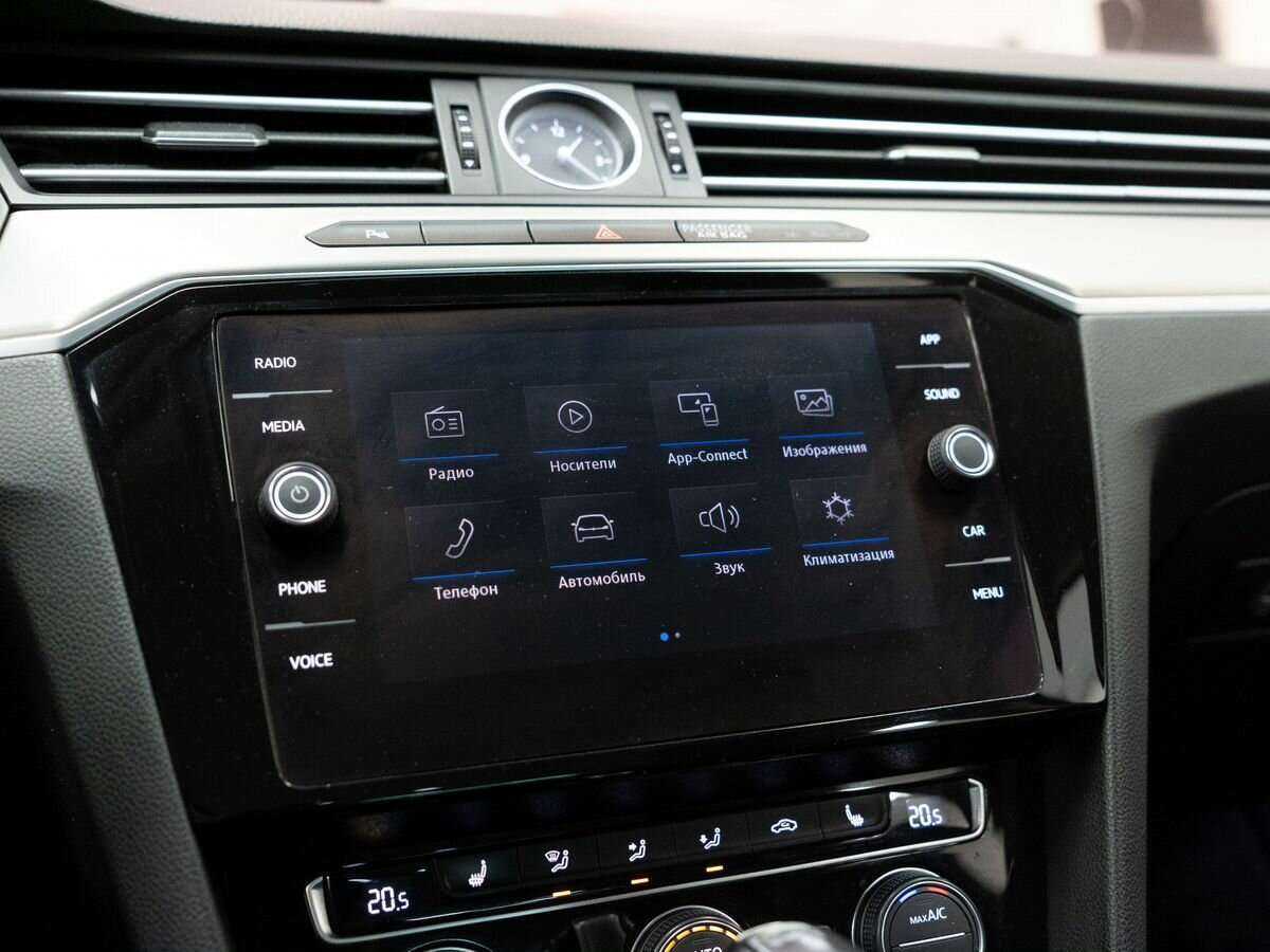 Volkswagen Passat 2017 года с пробегом. Фото: #12