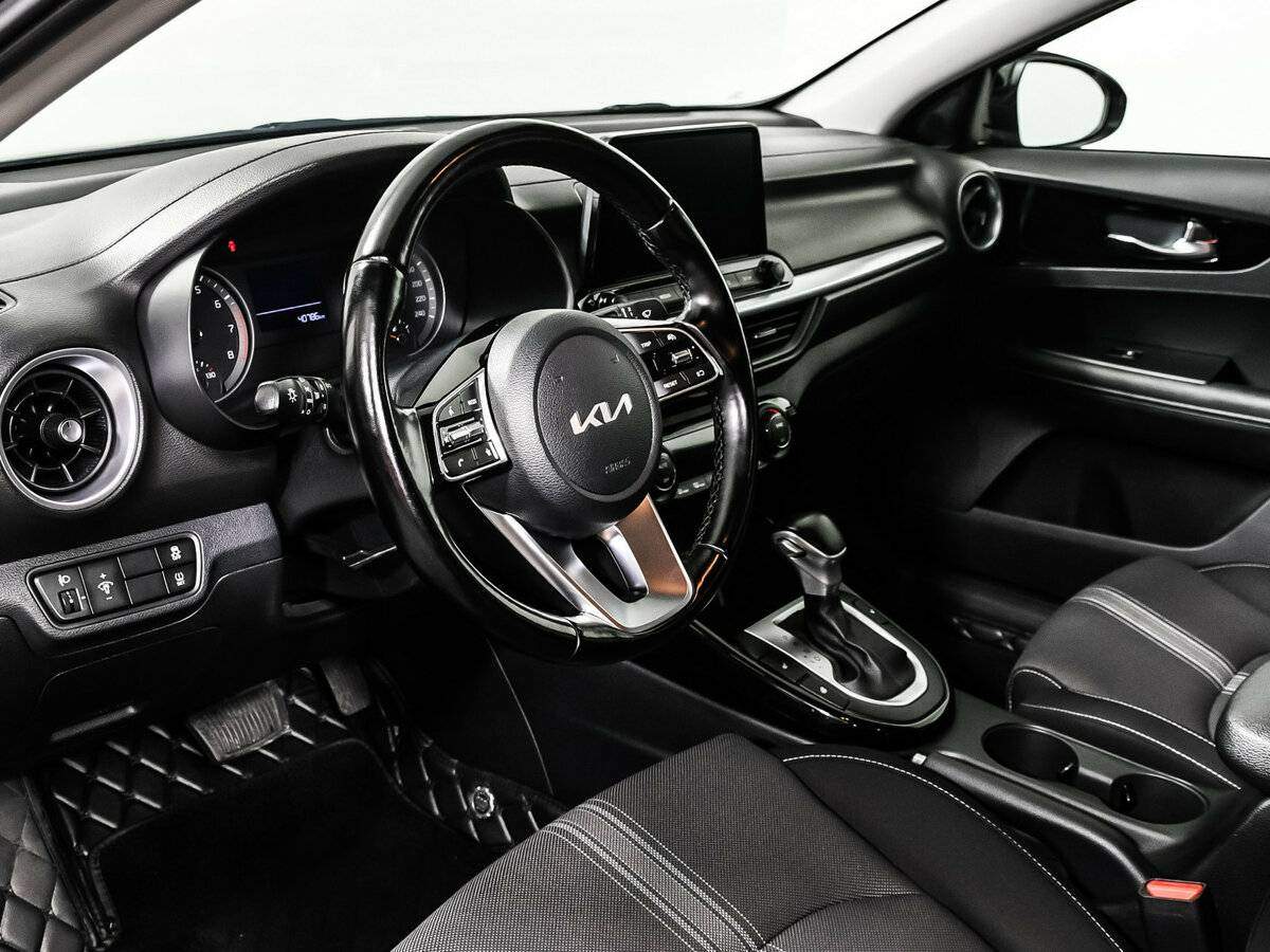 Kia Cerato 2022 года с пробегом. Фото: #11