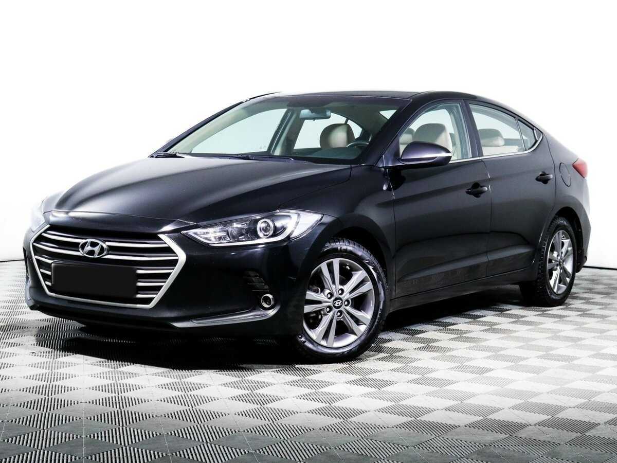 Hyundai Elantra 2018 года с пробегом. Посмотреть фото