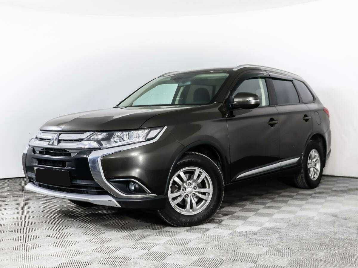 Mitsubishi Outlander 2018 года с пробегом. Фото: #0