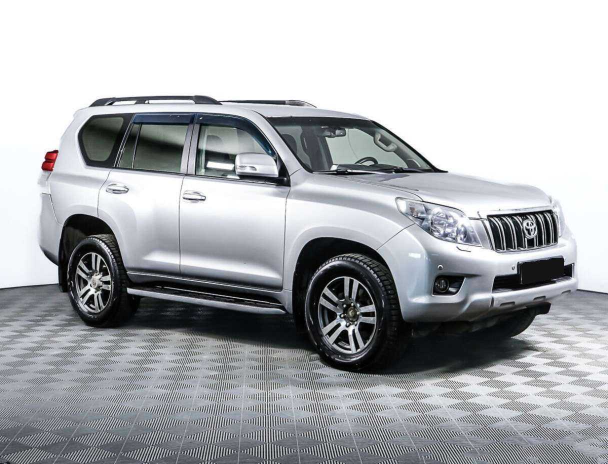 Toyota Land Cruiser Prado 2012 года с пробегом. Фото: #2