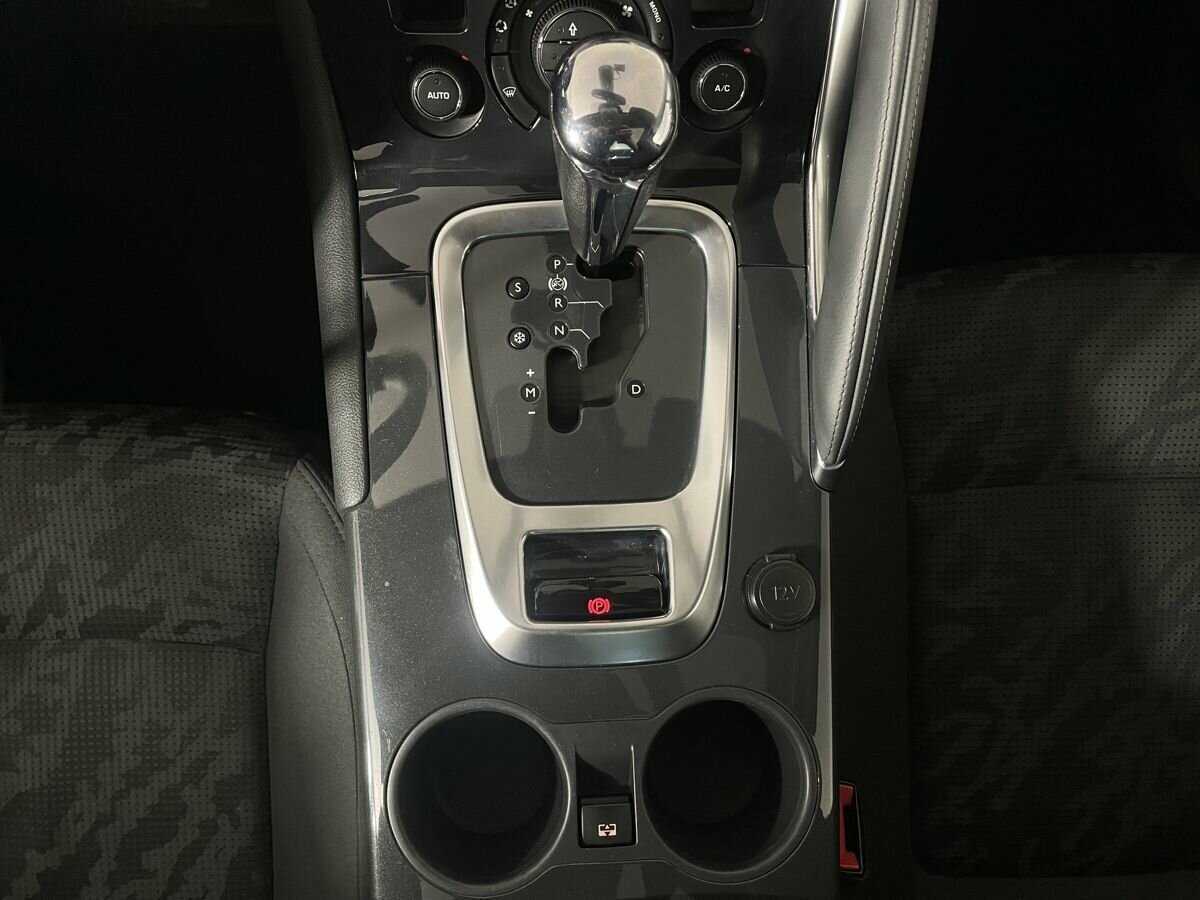 Peugeot 3008 2012 года с пробегом. Фото: #12