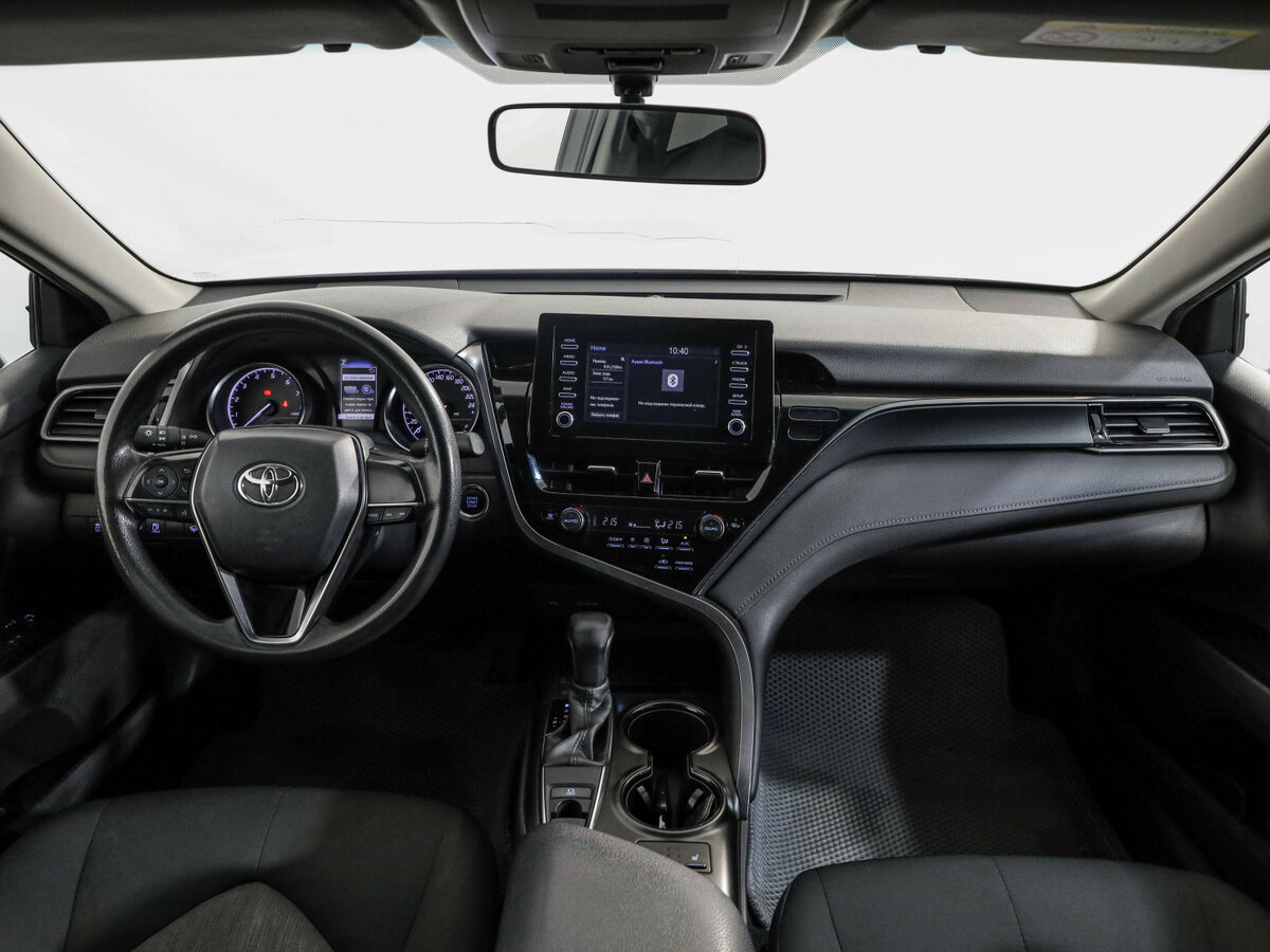 Toyota Camry 2021 года с пробегом. Фото: #21