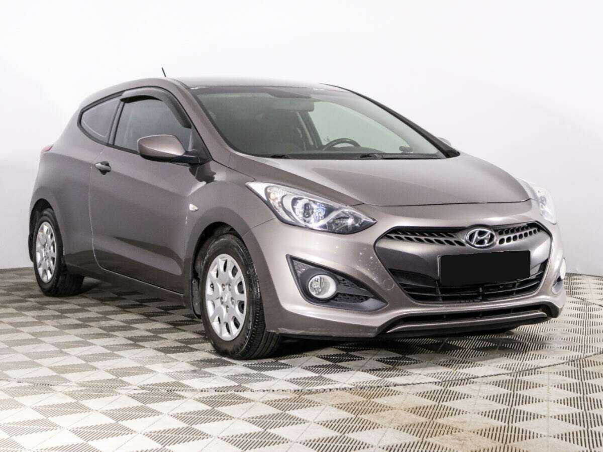 Hyundai i30 2013 года с пробегом. Фото: #2