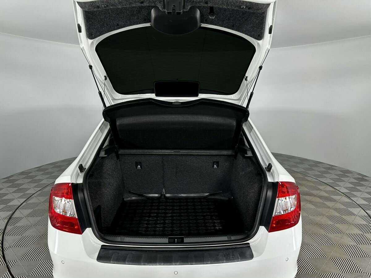 Skoda Rapid 2016 года с пробегом. Фото: #16