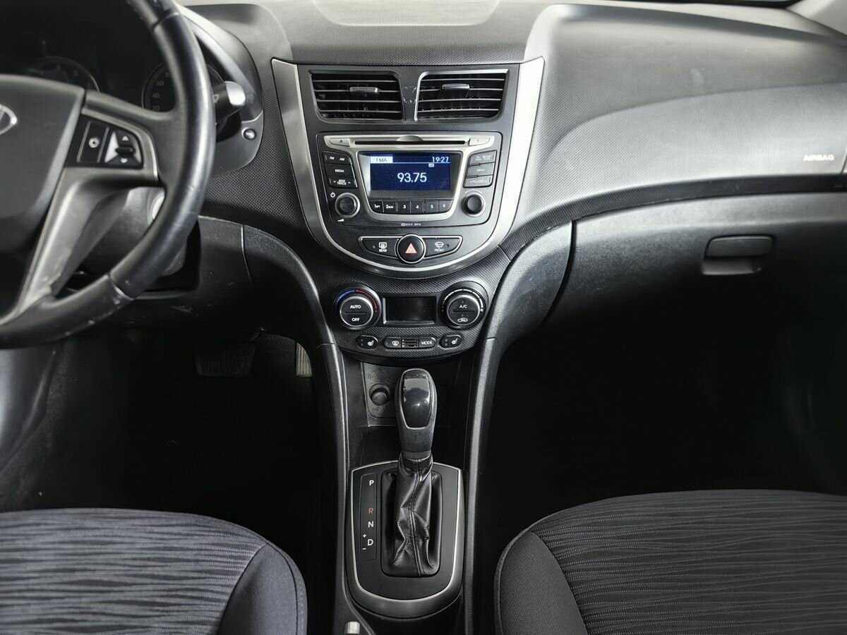 Hyundai Solaris 2015 года с пробегом. Фото: #10