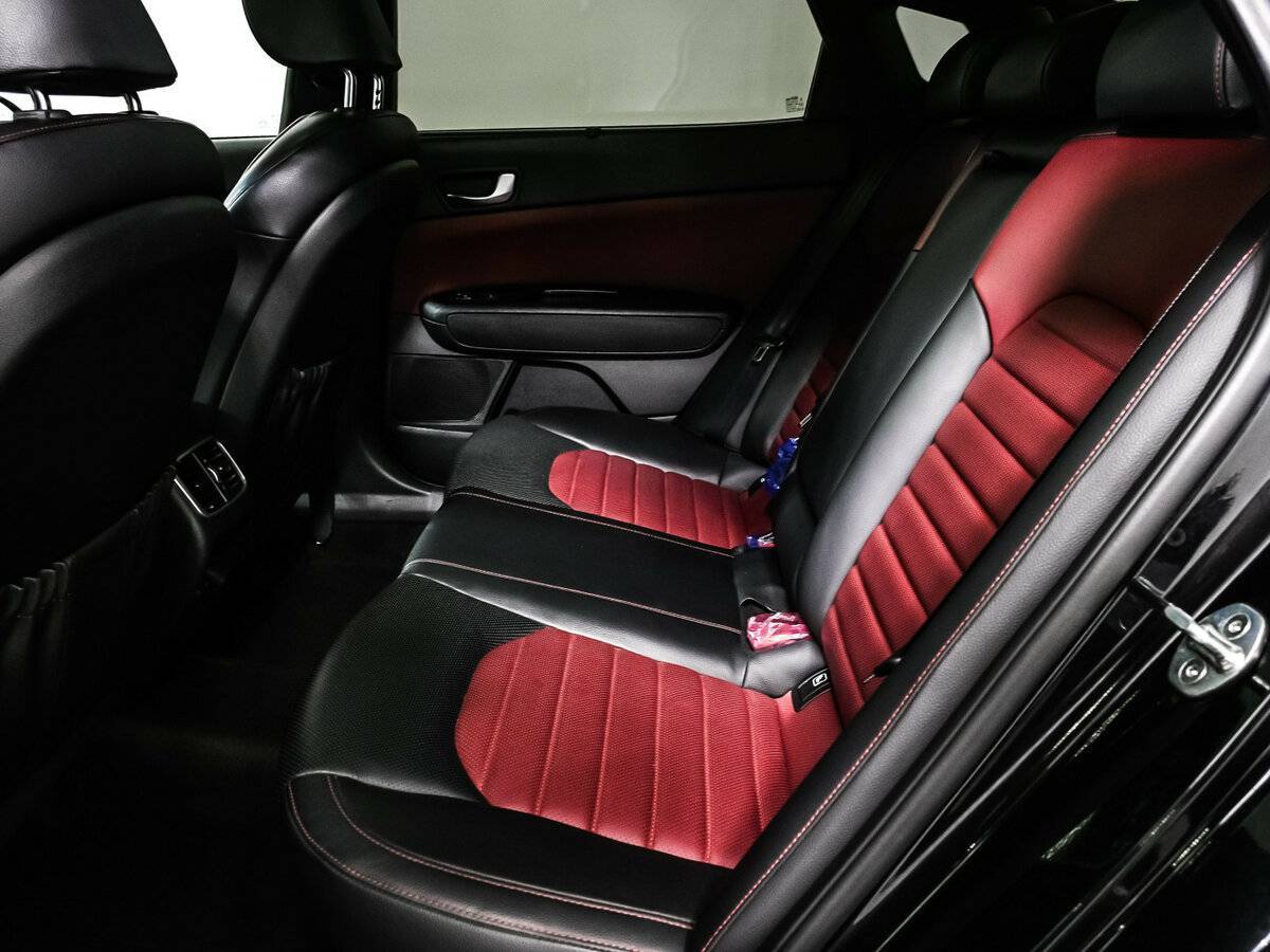 Kia Optima 2018 года с пробегом. Фото: #11