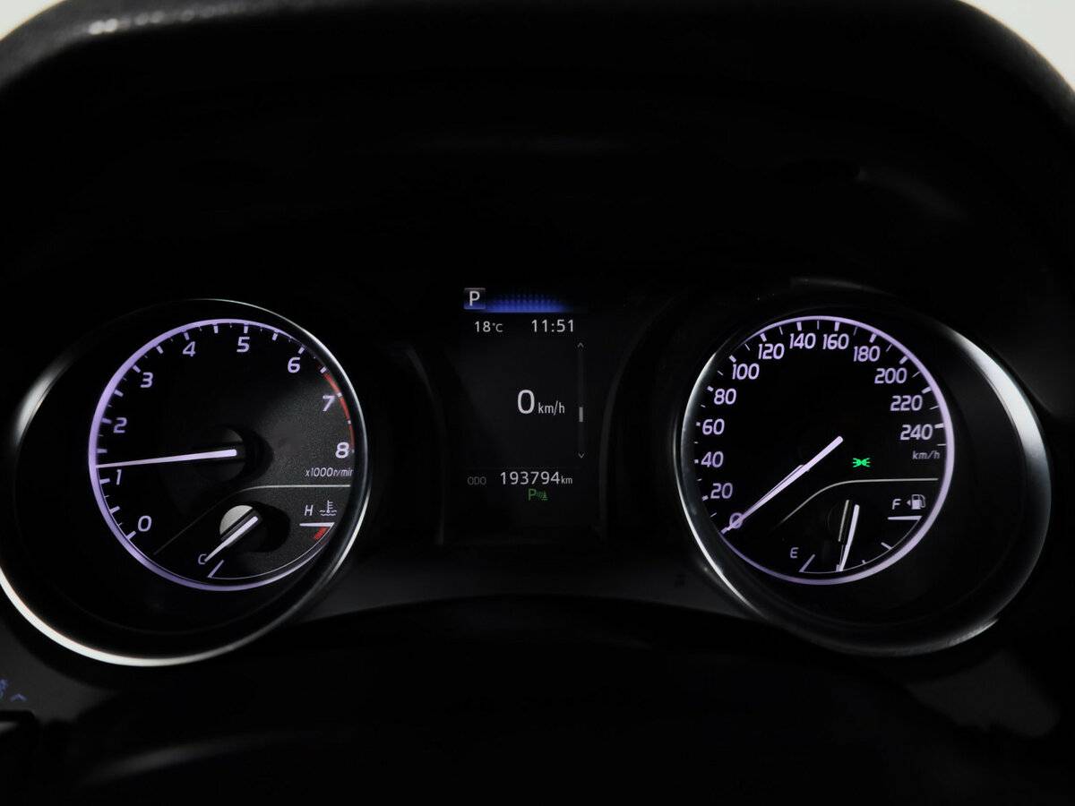 Toyota Camry 2021 года с пробегом. Фото: #11