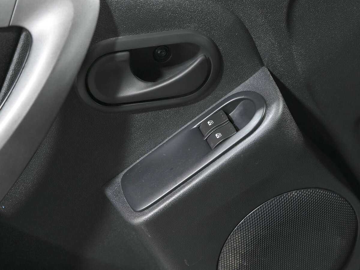 Renault Duster 2014 года с пробегом. Фото: #11