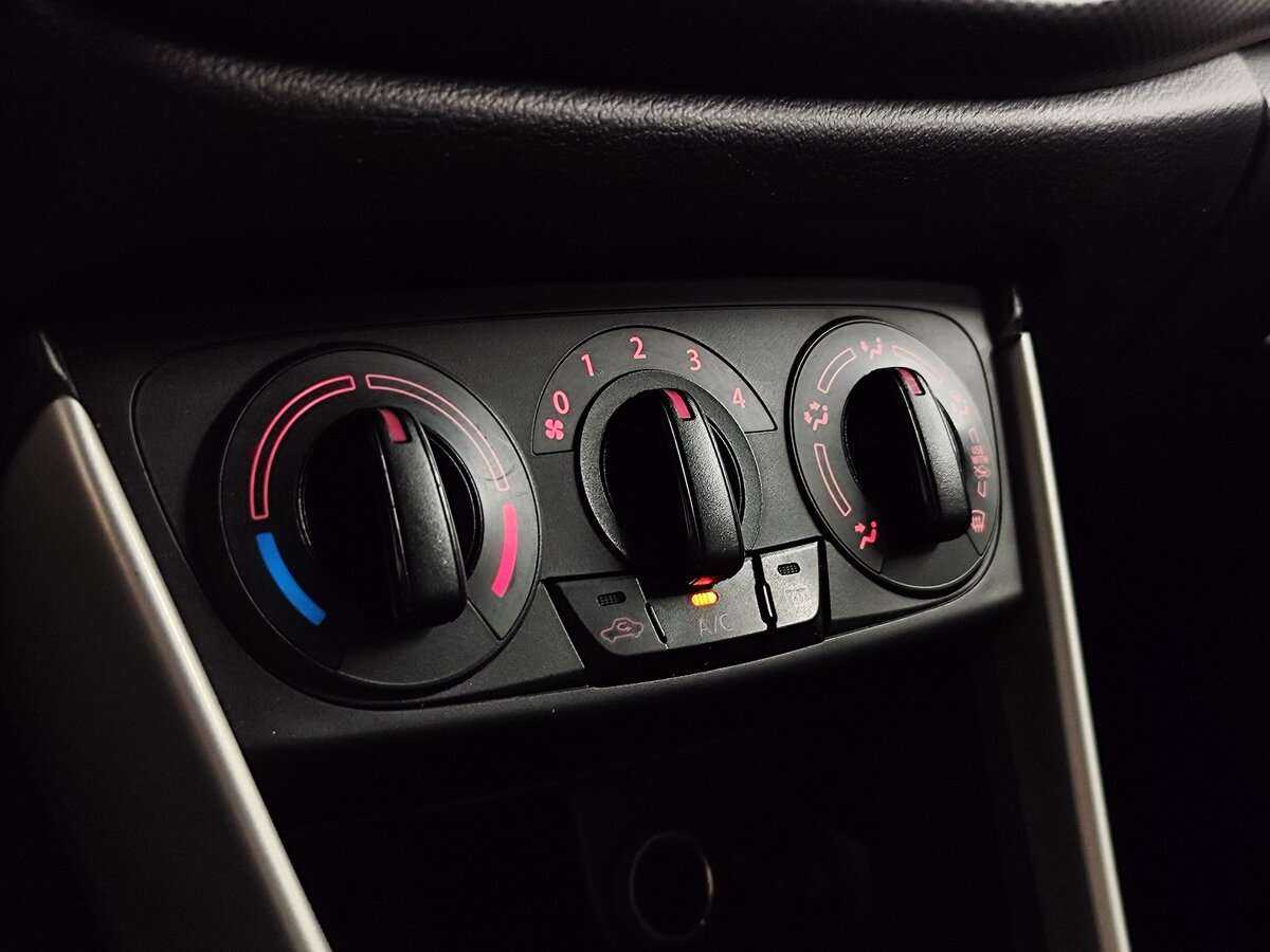 Suzuki SX4 2014 года с пробегом. Фото: #16