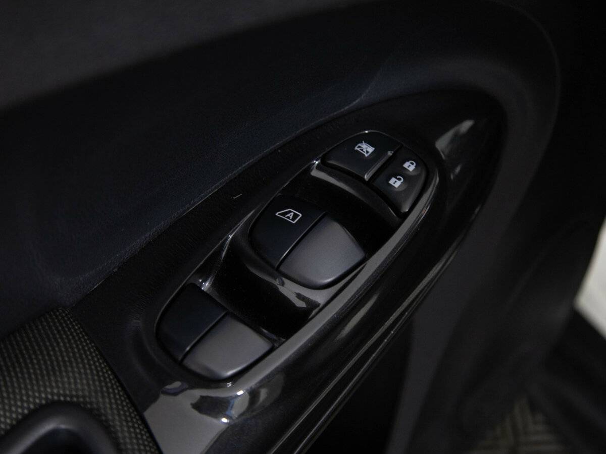 Nissan Juke 2013 года с пробегом. Фото: #12