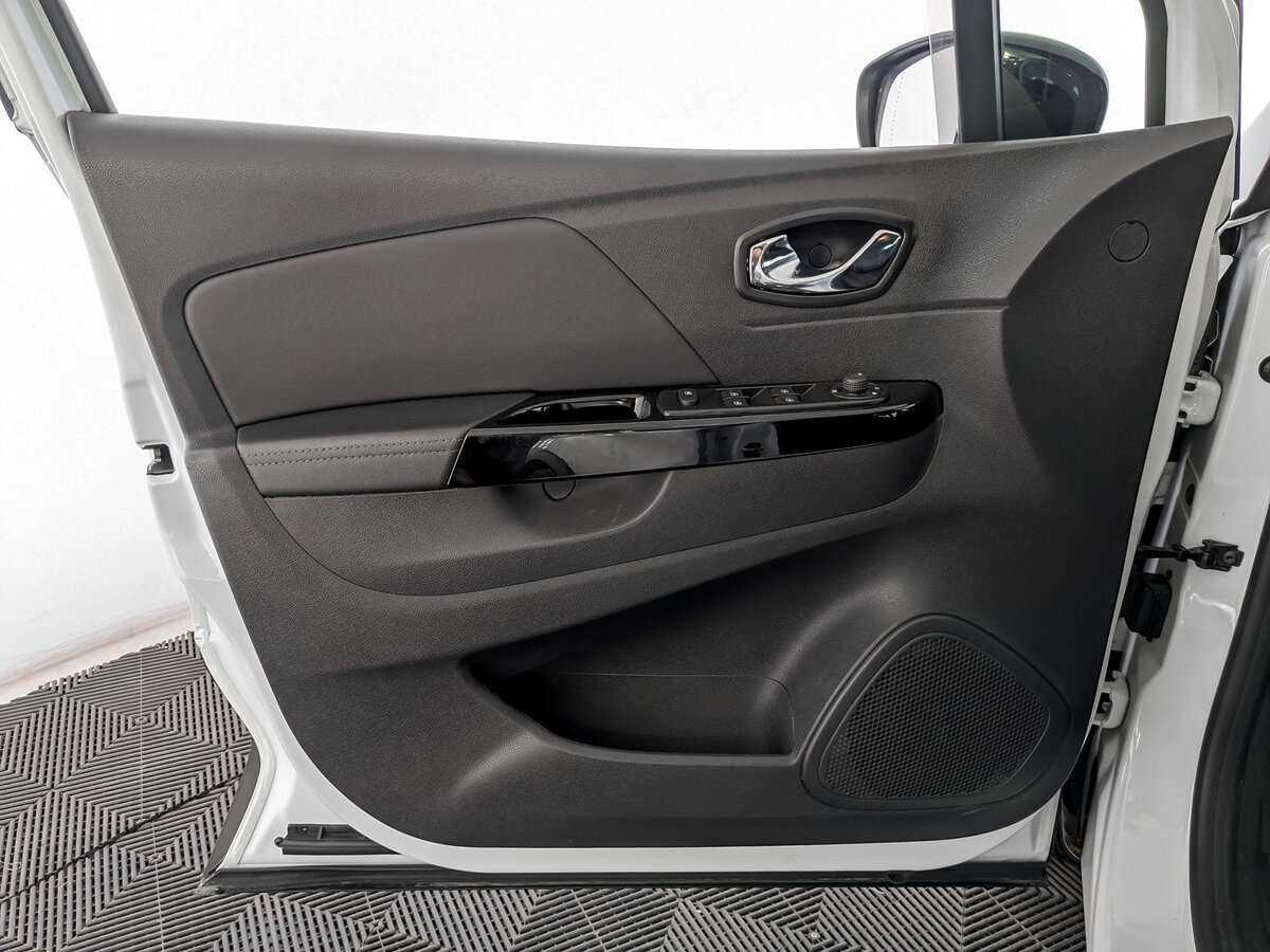 Renault Kaptur 2019 года с пробегом. Фото: #13