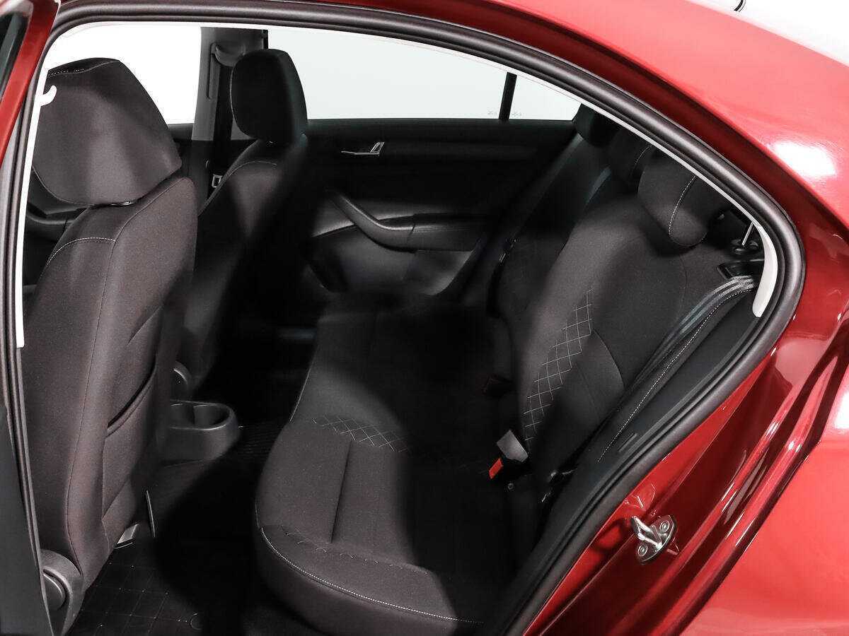 Skoda Rapid 2020 года с пробегом. Фото: #9