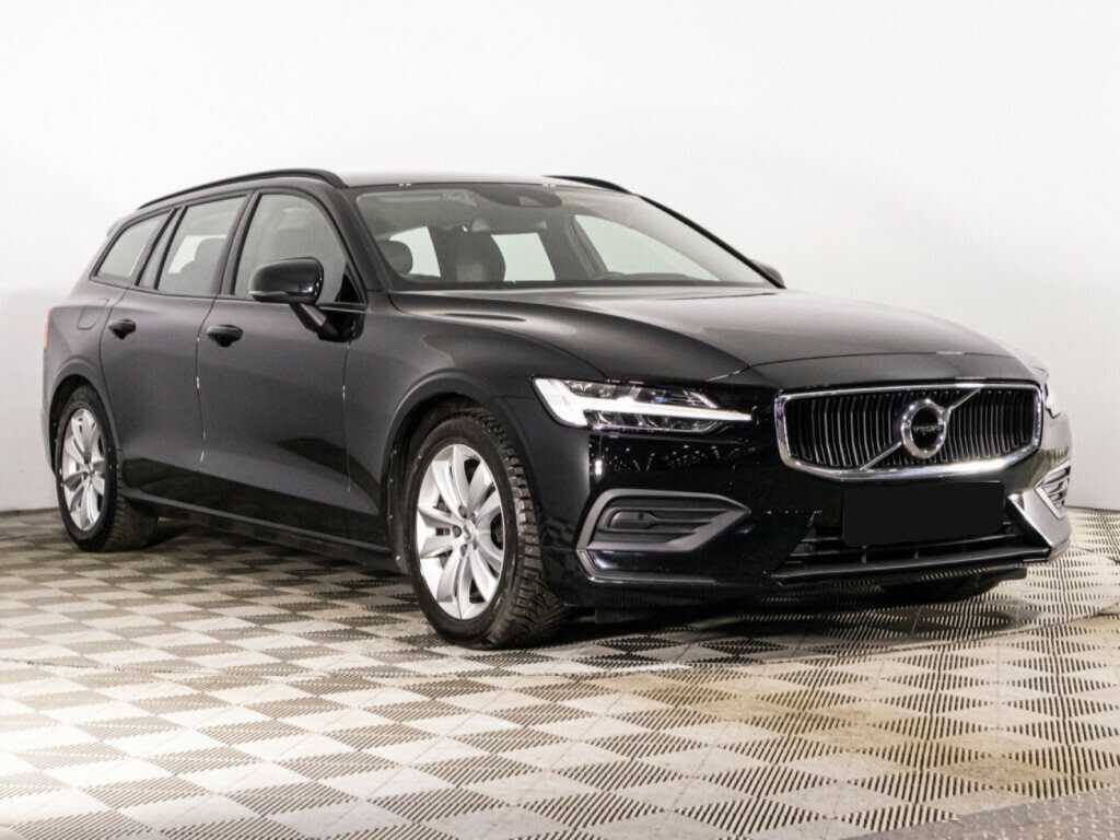 Volvo V60 2018 года с пробегом. Фото: #2