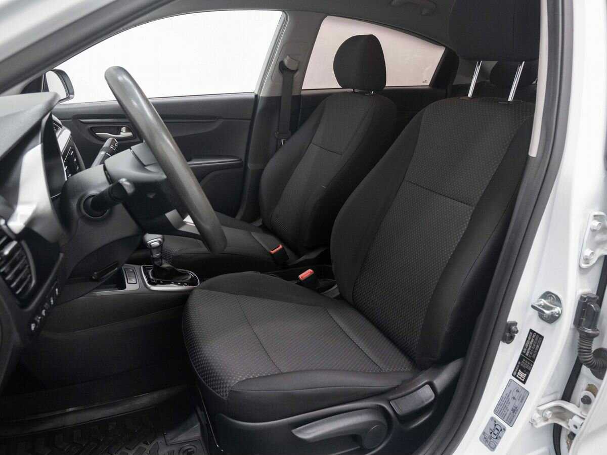 Kia Rio 2021 года с пробегом. Фото: #9