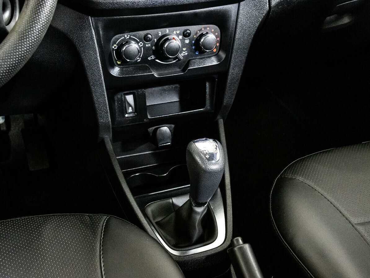 Lada (ВАЗ) XRAY 2017 года с пробегом. Фото: #11