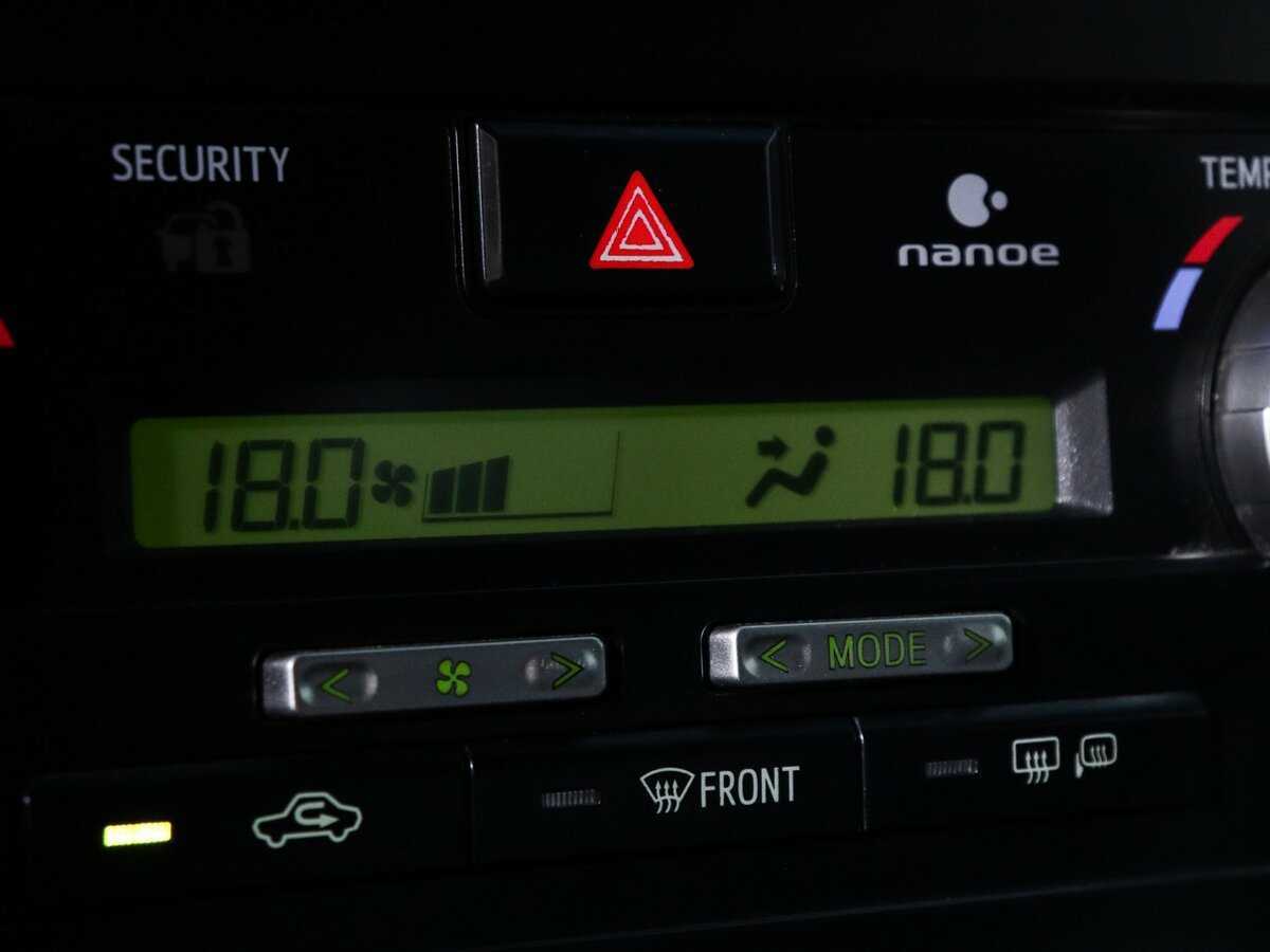 Toyota Camry 2013 года с пробегом. Фото: #13