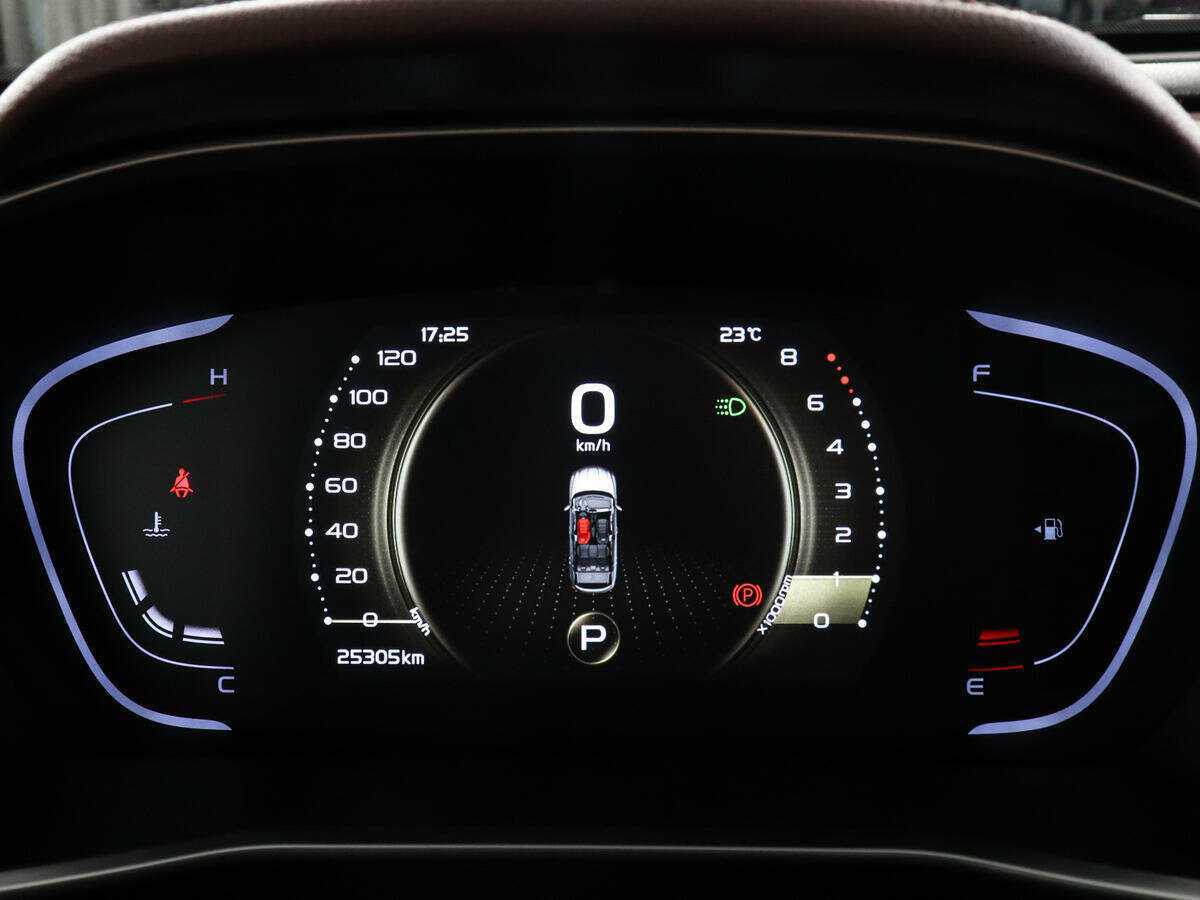 Geely Coolray 2022 года с пробегом. Фото: #10