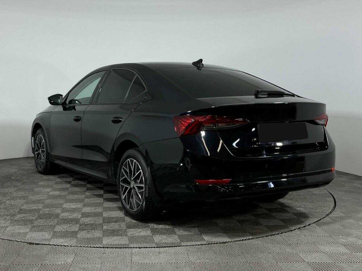 Skoda Octavia 2021 года с пробегом. Фото: #5