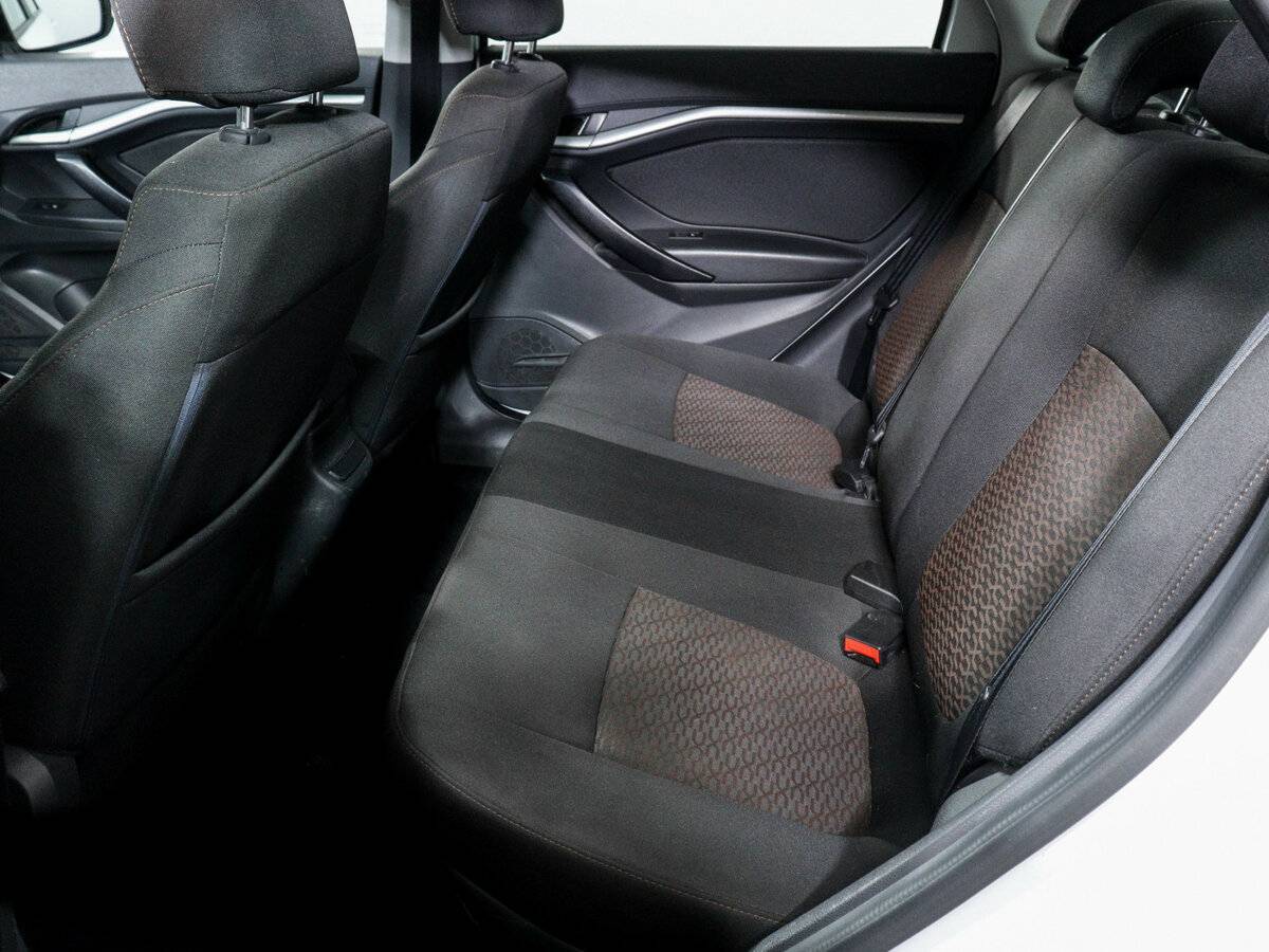 Lada (ВАЗ) Vesta 2018 года с пробегом. Фото: #6