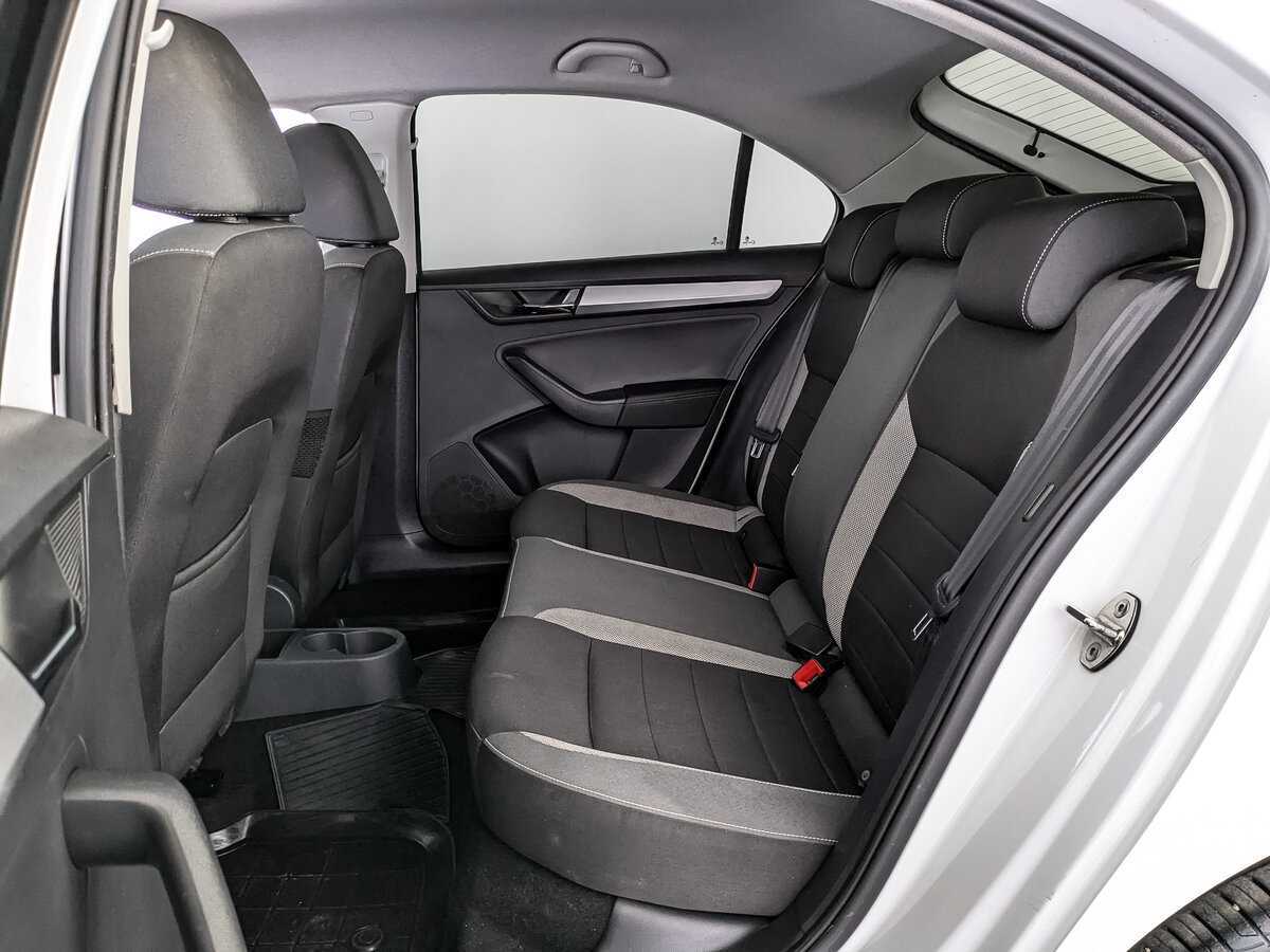 Skoda Rapid 2019 года с пробегом. Фото: #13