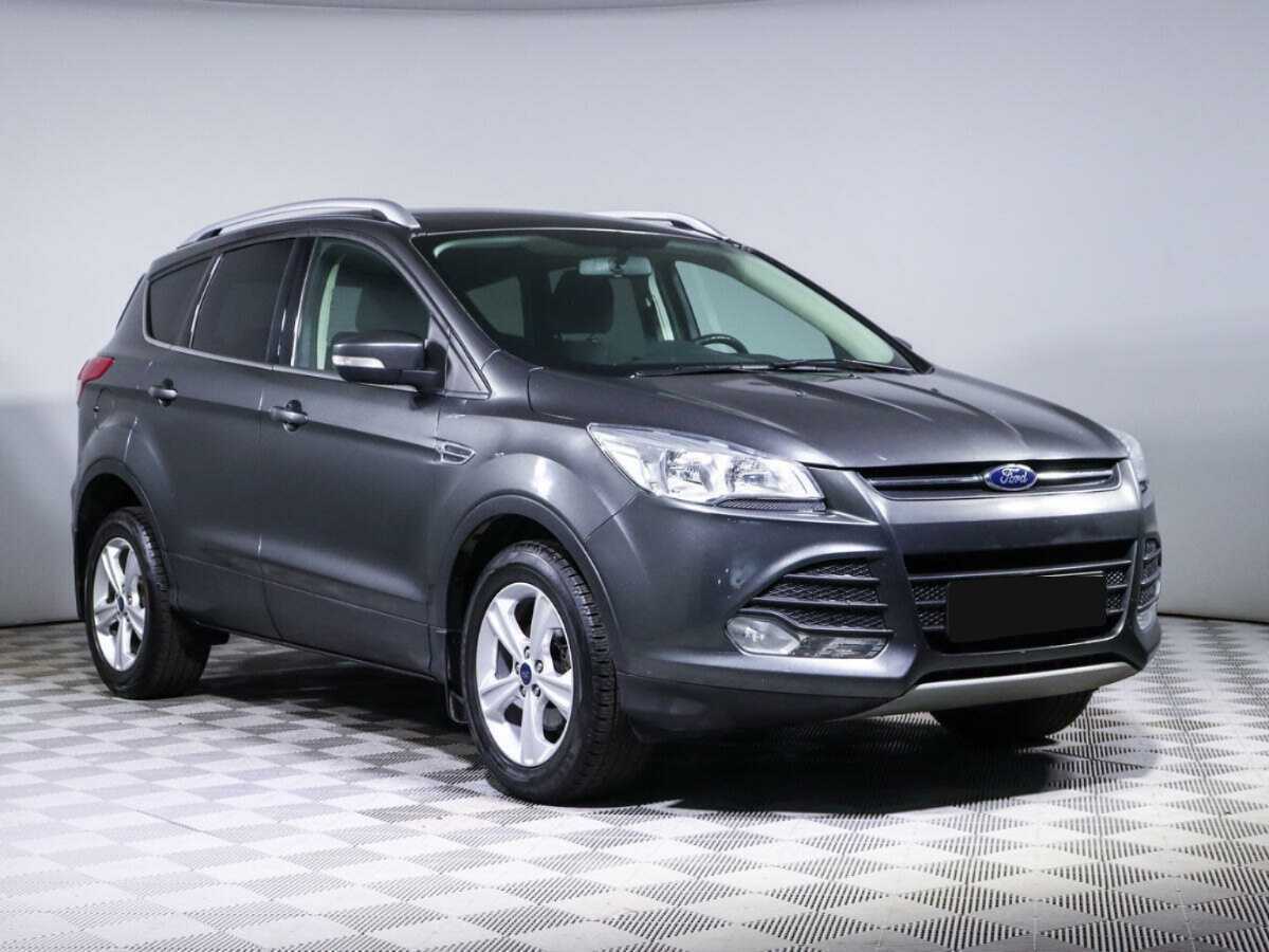 Ford Kuga 2015 года с пробегом. Фото: #2
