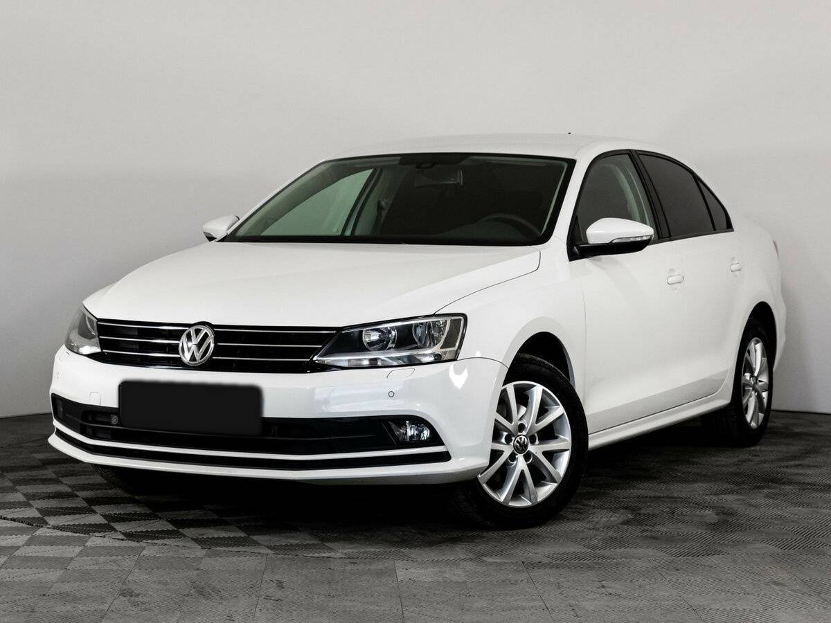 Volkswagen Jetta 2015 года с пробегом. Посмотреть фото
