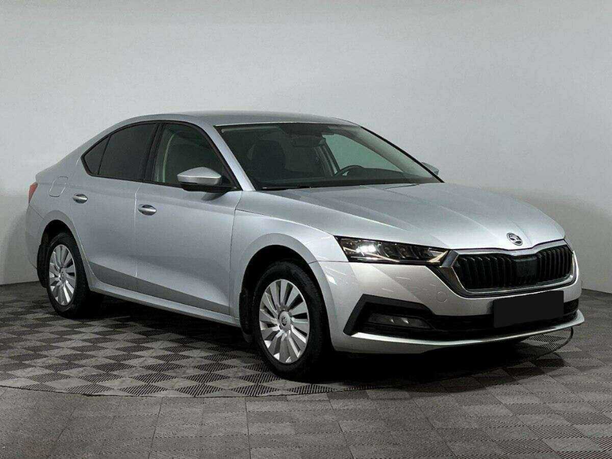 Skoda Octavia 2021 года с пробегом. Фото: #2
