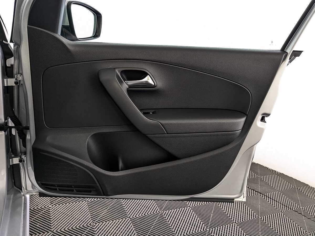 Volkswagen Polo 2015 года с пробегом. Фото: #24