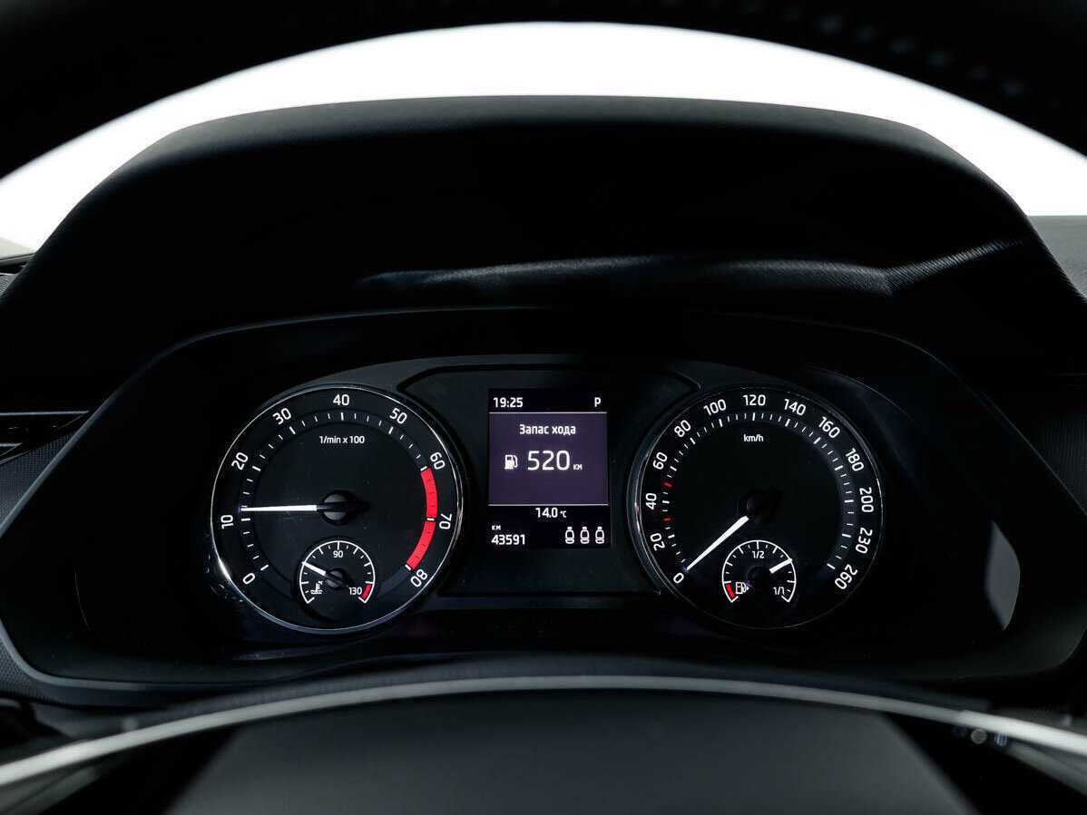 Skoda Octavia 2021 года с пробегом. Фото: #17