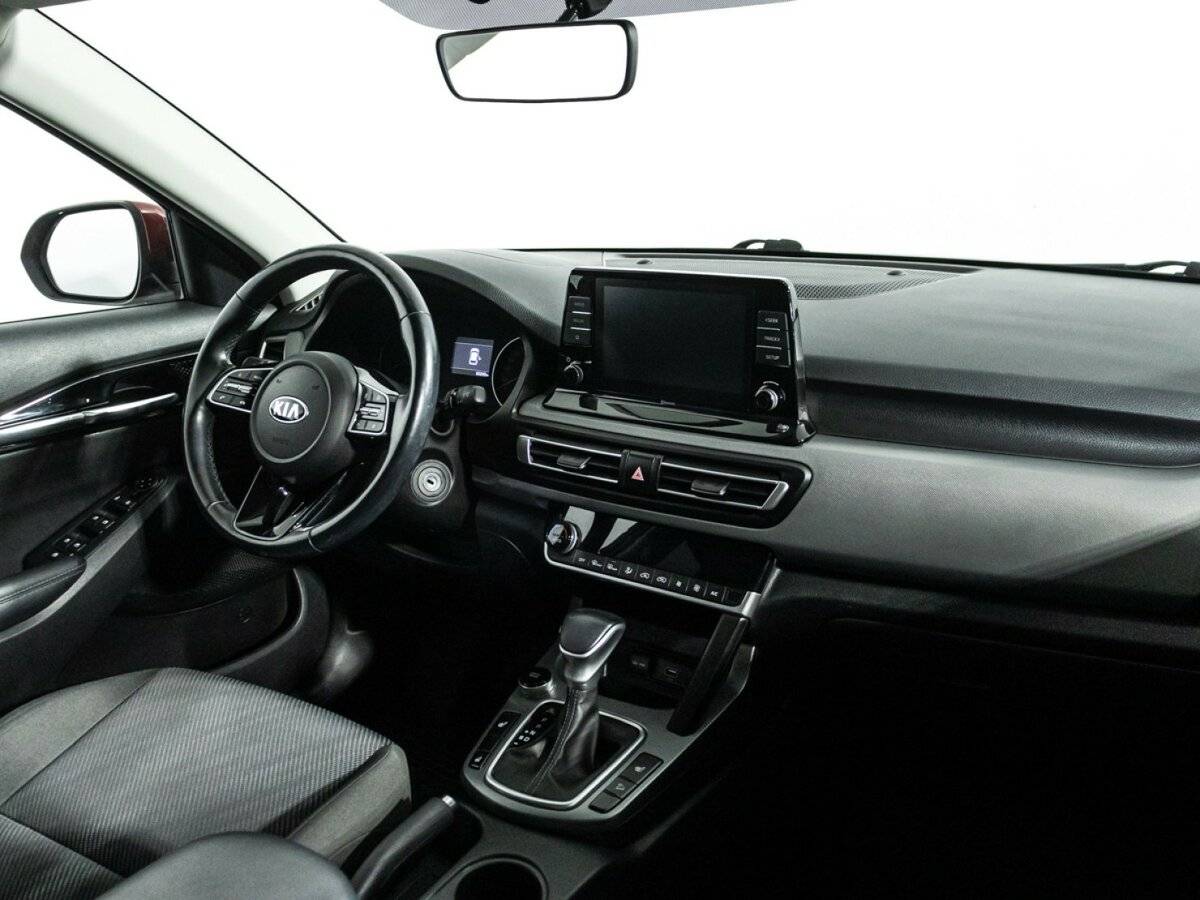 Kia Seltos 2021 года с пробегом. Фото: #8